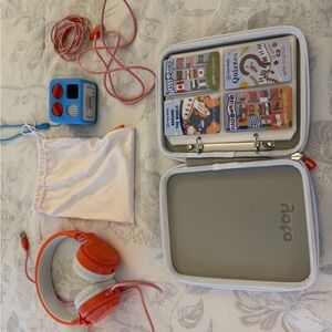 Noto Kids Learning Toy Set in Orange and Gray